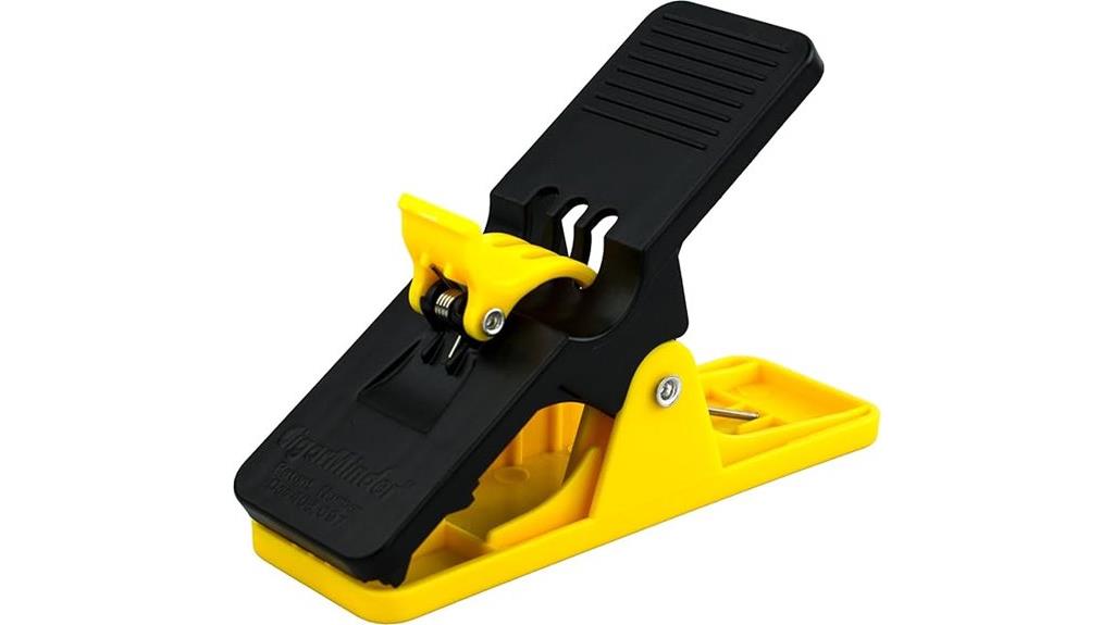 versatile cigar holding clip